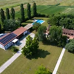 Serraglia Apartment *