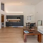 Serraglia Apartment *